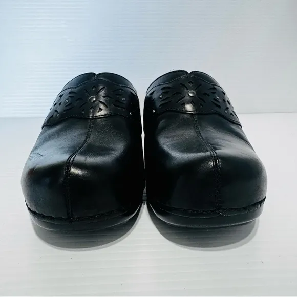 Dansko Shyanne Black Leather Clogs Size 39