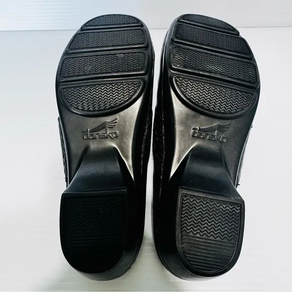 Dansko Shyanne Black Leather Clogs Size 39