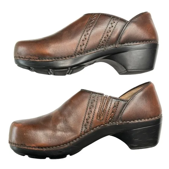 Dansko Sienna Brown Leather Mules Clogs Women's EU 40 US 9 Slip On Comfort Shoe