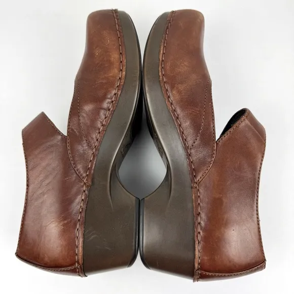 Dansko Tandy Mary Jane Clogs. Size EU 38. Brown Leather.