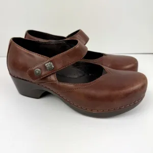 Dansko Tandy Mary Jane Clogs. Size EU 38. Brown Leather.