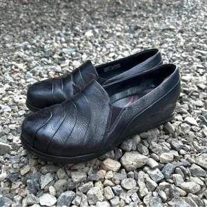 Dansko Wedge Casual Clogs Black Leather Upper Size 38, 7.5-8 US Women’s