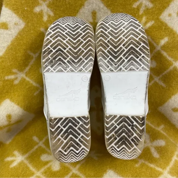 Dansko White professional nurse doctor clogs size 40/9.5/10
