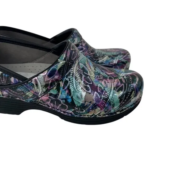 Dansko Women Professional Patent Leather Clogs Multicolor Abstract Print SZ 40