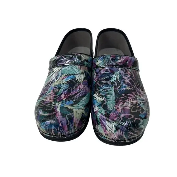 Dansko Women Professional Patent Leather Clogs Multicolor Abstract Print SZ 40