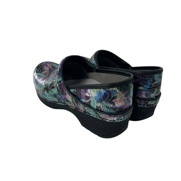 Dansko Women Professional Patent Leather Clogs Multicolor Abstract Print SZ 40