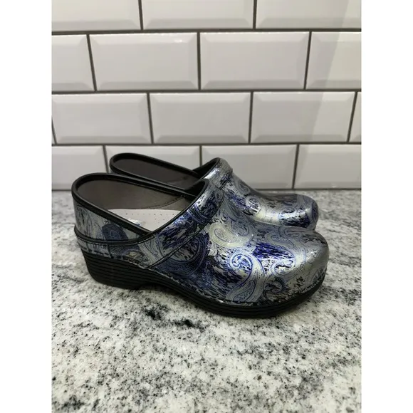 DANSKO | Womens 6 LT Pro Paisley Silver Blue Patent Leather Shoes Nursing Light