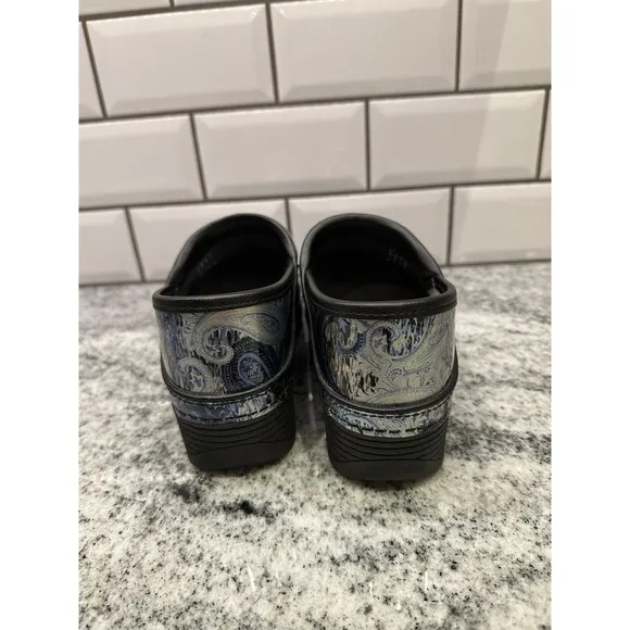 DANSKO | Womens 6 LT Pro Paisley Silver Blue Patent Leather Shoes Nursing Light