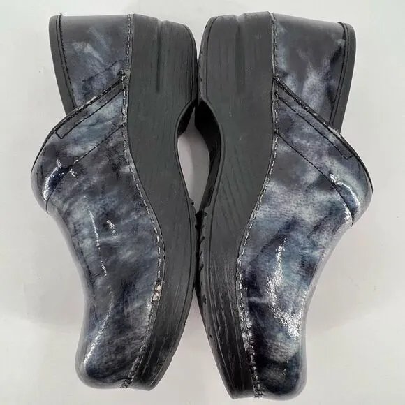 Dansko Women's Patent Leather Marbled Danish Clogs Pewter Gray Black Size 38