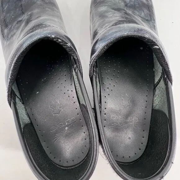 Dansko Women's Patent Leather Marbled Danish Clogs Pewter Gray Black Size 38