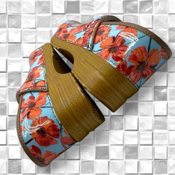 Dansko Women's Professional Poppies Patent Leather Nursing Clogs Size 42