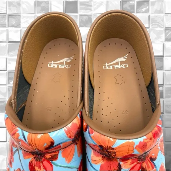 Dansko Women's Professional Poppies Patent Leather Nursing Clogs Size 42