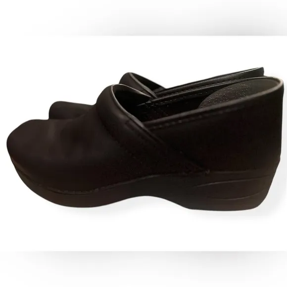 Dansko Women’s XP 2.0 Black Clogs Pull Up Mule Shoes Size 38 Eu 7.5-8 US