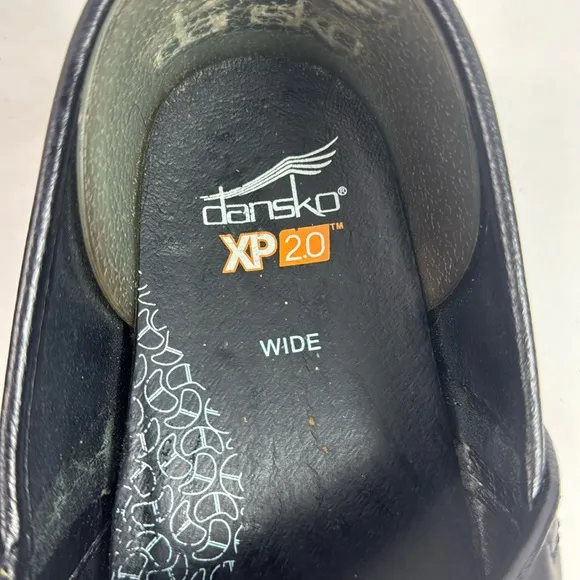 Dansko XP 2.0 Black Leather Women's Clogs