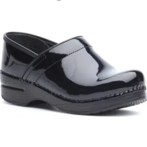 Dansko XP 2.0 Patent Leather Clogs