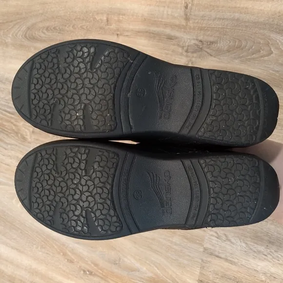 Dansko XP 2.0 Women's Black Clogs Size 38 Euro (8 US)