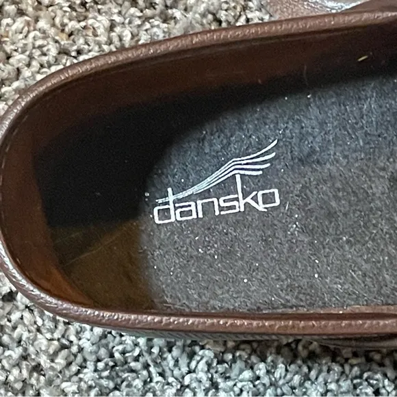 Dansko XP Blue Textured Clogs (NWOT) Size 39/8.5 - 9