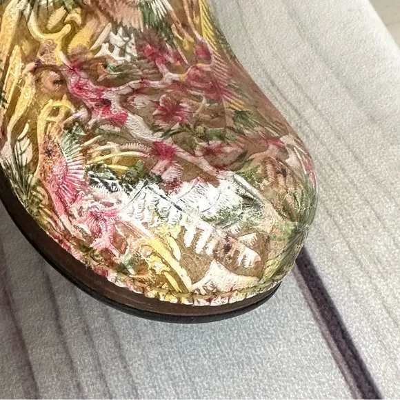 Dansko XP Professional Clogs Floral Multicolor Shoes Women's EU 39 Comfort Nurse