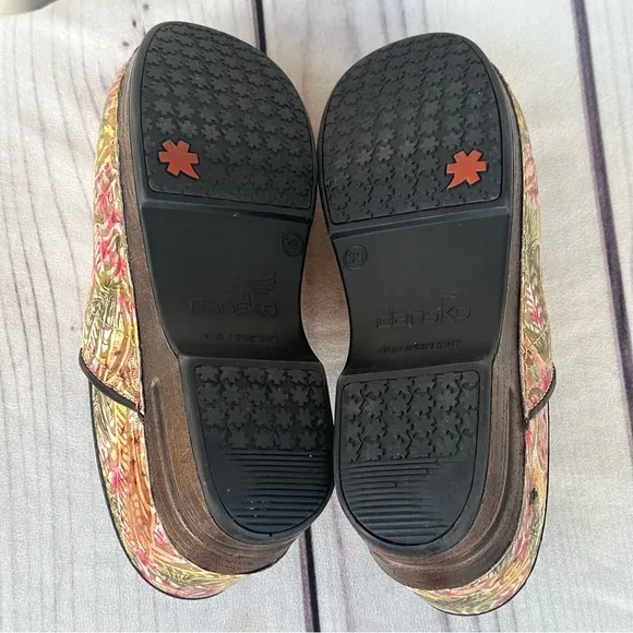 Dansko XP Professional Clogs Floral Multicolor Shoes Women's EU 39 Comfort Nurse