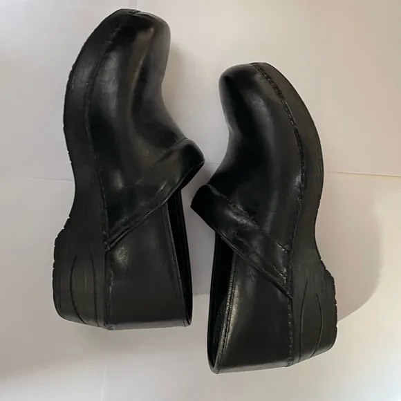 Dansko Xp20 Professional Comfortable Black Work Clogs Business Casual Formal
