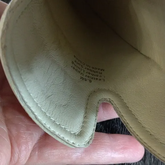 Deltan The Brynn Leather Buckle Mules 6.5. Cream. Slide ons.