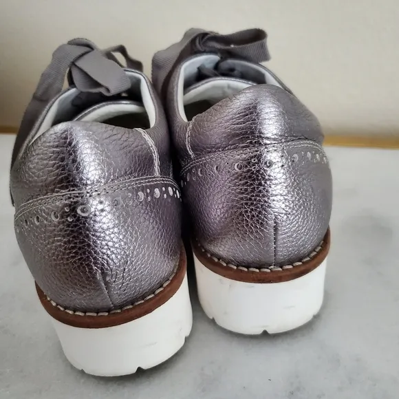 Designer Carmens Pewter Color Leather Wingtip Oxfords Women's Shoe Size 39  8.5