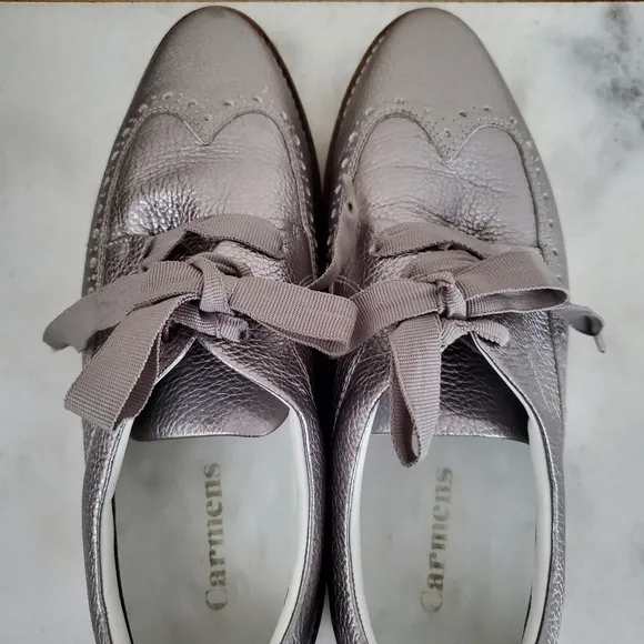 Designer Carmens Pewter Color Leather Wingtip Oxfords Women's Shoe Size 39  8.5