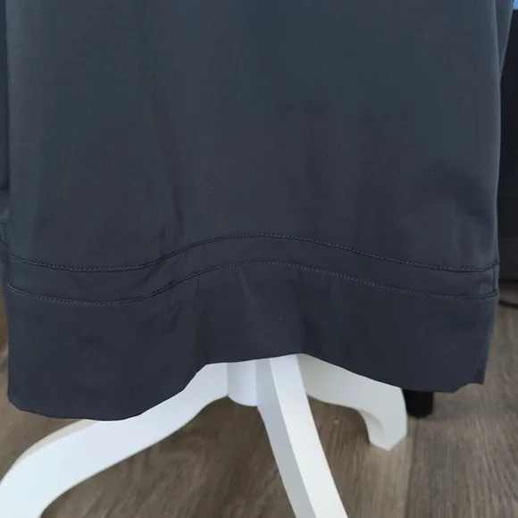 Diane Von Furstenberg - Dark Grey Dress W/ Ruched Short Sleeves Size 12