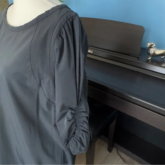 Diane Von Furstenberg - Dark Grey Dress W/ Ruched Short Sleeves Size 12