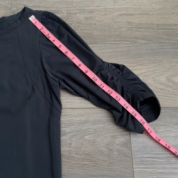 Diane Von Furstenberg - Dark Grey Dress W/ Ruched Short Sleeves Size 12