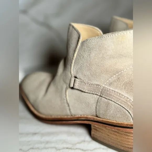 Diba True Caspian Beige Suede Boots New in Box