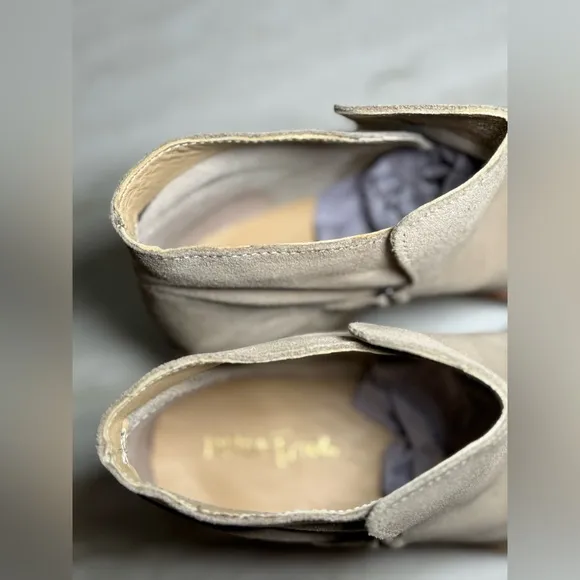 Diba True Caspian Beige Suede Boots New in Box
