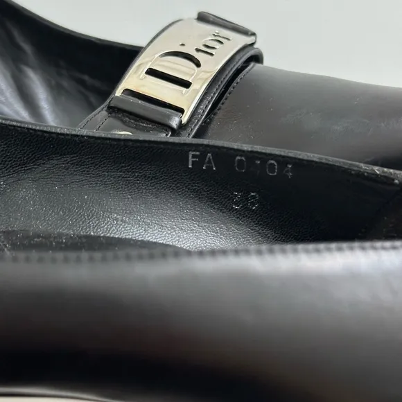 Dior bondage buckle Black kitten heels