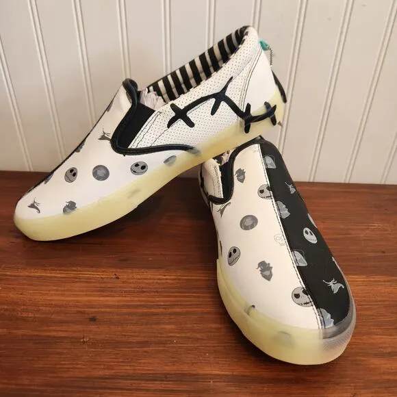 Disney's Nightmare Before Christmas Men's Size 11 Glow in the Dark Shoes New
