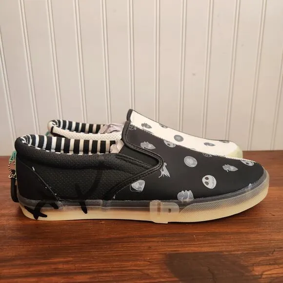 Disney's Nightmare Before Christmas Men's Size 11 Glow in the Dark Shoes New
