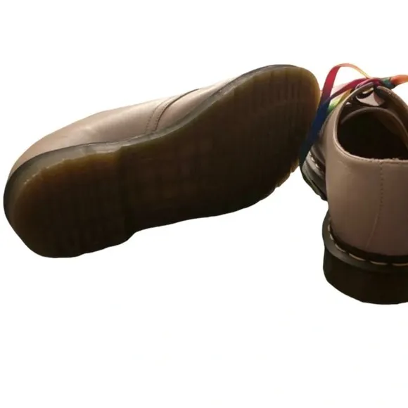 DOC DR. MARTENS Wanama Tan Oxfords Men’s Size US 8 UK 6