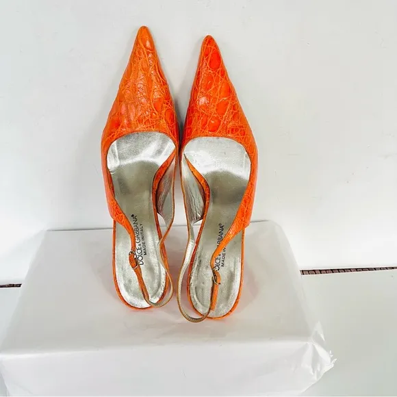 Dolce &amp; Gabbana orange crocodile print heels 38