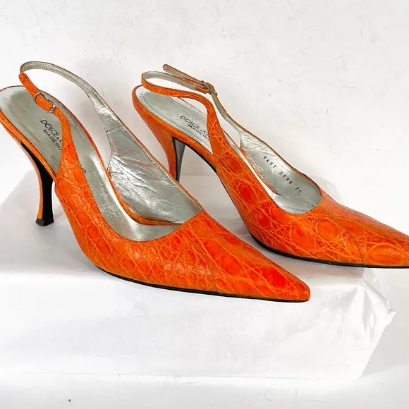 Dolce &amp; Gabbana orange crocodile print heels 38