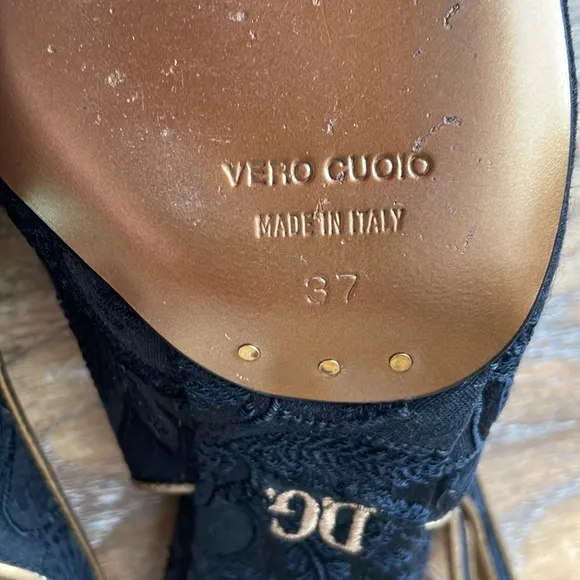 Dolce &amp; Gabbana Vintage Lace Slingback Heels