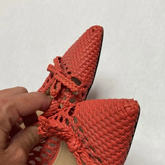 Dolce Gabbana coral basket leather weave kitten heels 40.5 9.5 10