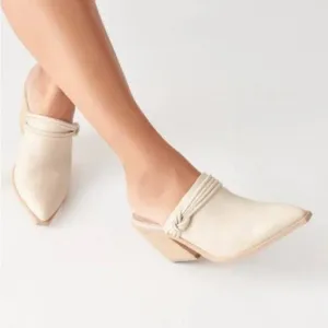Dolce Vita Sita Mules 7.5 Sand Nubuck Pointed Toe Block Heel Leather Slip On NEW
