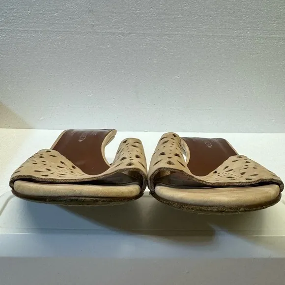 Donald J Pliner Couture EUC‎ Open Toe Kitten Heels Made in ltaly Size 9