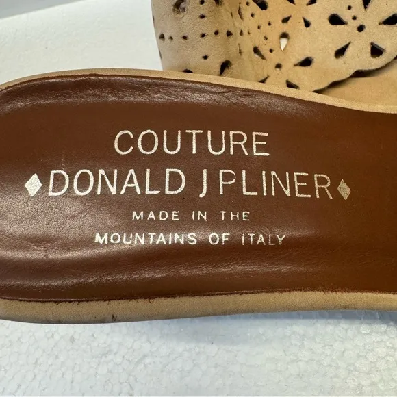Donald J Pliner Couture EUC‎ Open Toe Kitten Heels Made in ltaly Size 9