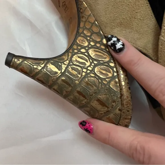 Donald J. Pliner Couture Zozo Metallic Crocodile Slingback Heels, size 7