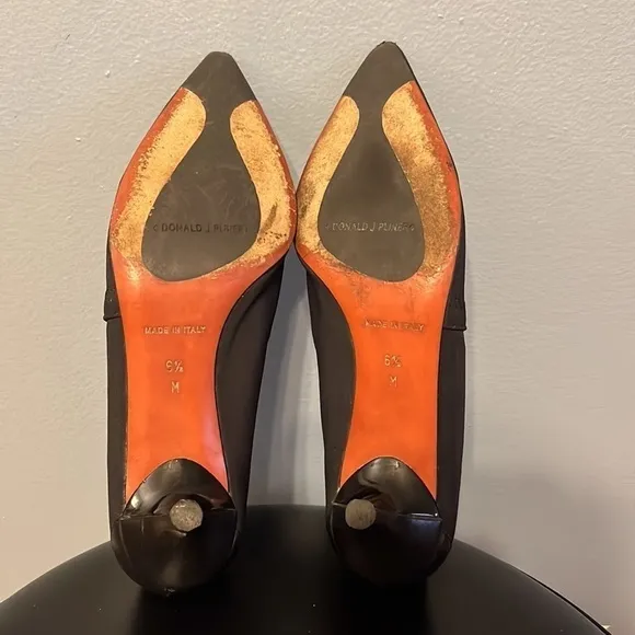 Donald J Pliner Kitten Heels Pointy Closed Toe Made in Italy