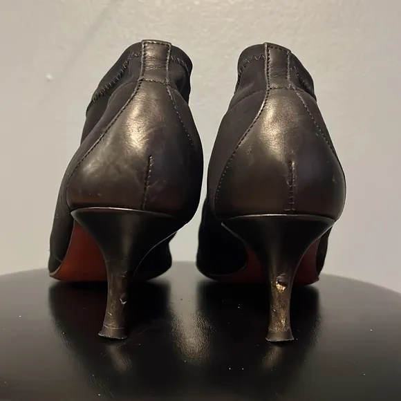 Donald J Pliner Kitten Heels Pointy Closed Toe Made in Italy
