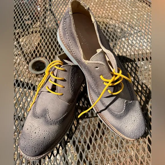 Donald J Pliner Mens Grey Wingtip Suede Oxford Shoes