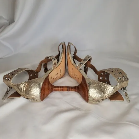 Donald J Pliner NWOT Mali-V2 peep toe Metallic Brush Off Grommet Heels sz 7M