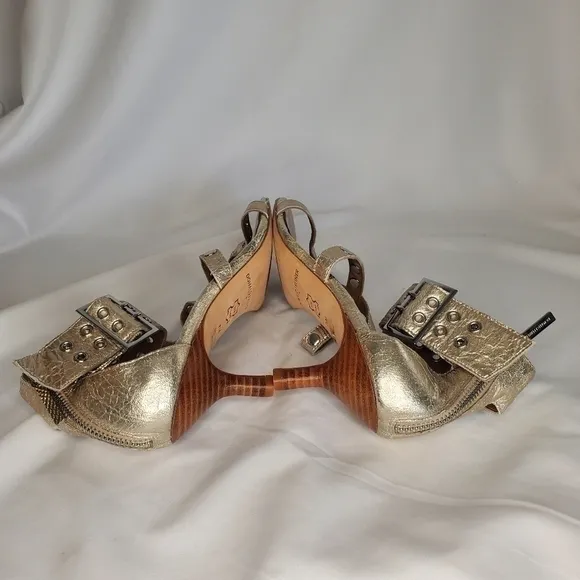 Donald J Pliner NWOT Mali-V2 peep toe Metallic Brush Off Grommet Heels sz 7M