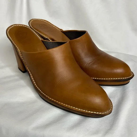 Donald J Pliner Tan Mules, Made in Italy
